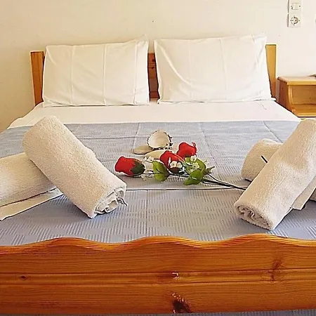 Blue Homes - Summer Escape